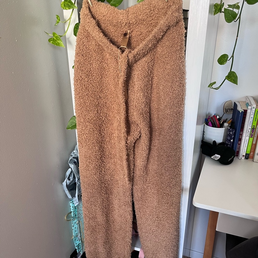 Skims cozy knit jogger in S/M NEVER WORN!